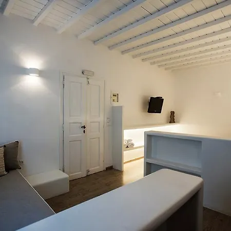 Mykonian Studios * Ano Mera
